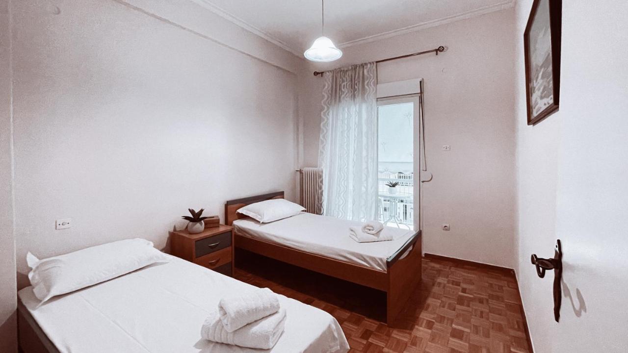 Vintage 2-Bedroom Apt In The Heart Of The City 雅典 外观 照片